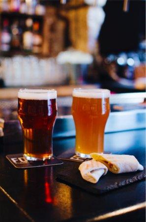 Fogg Bar Birras & Cheese